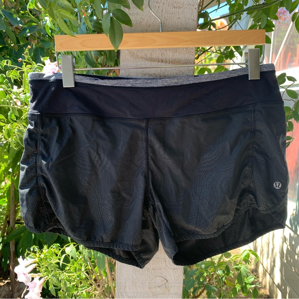 Lululemon shorts size 10
